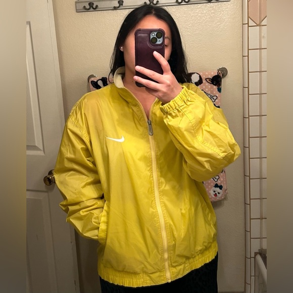 Nike Yellow Jacket - Picture 10 of 10